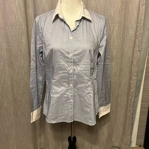 Woman’s H&M trailered Dress shirt